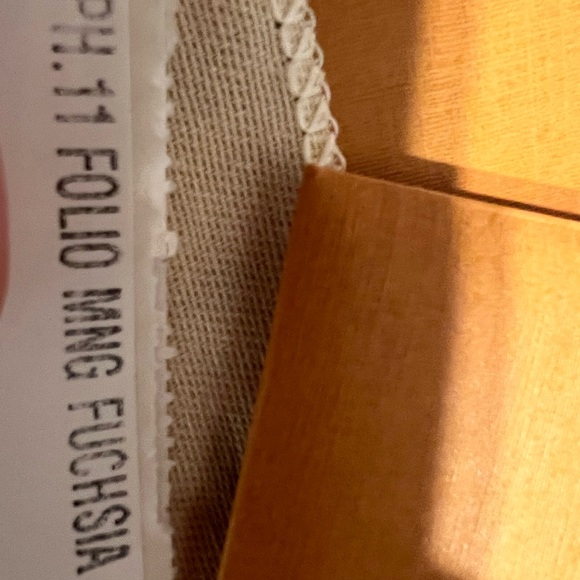 iPhone 11 Louis Vuitton phone case - Picture 2 of 9